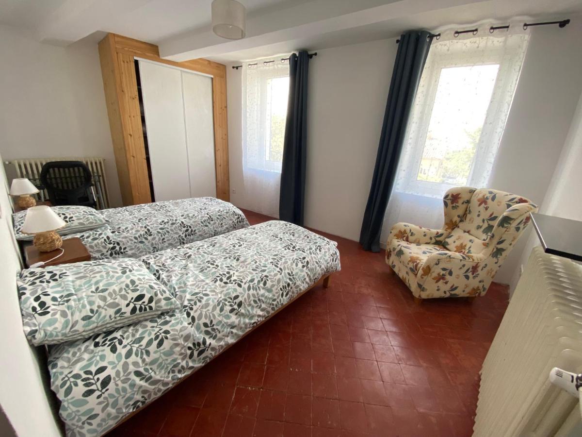 Holiday home Les Volets Bleus