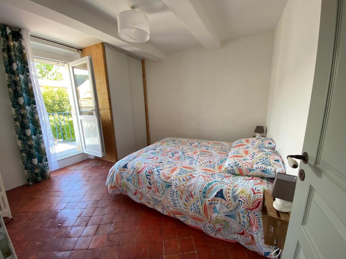 Les Volets Bleus Holiday home