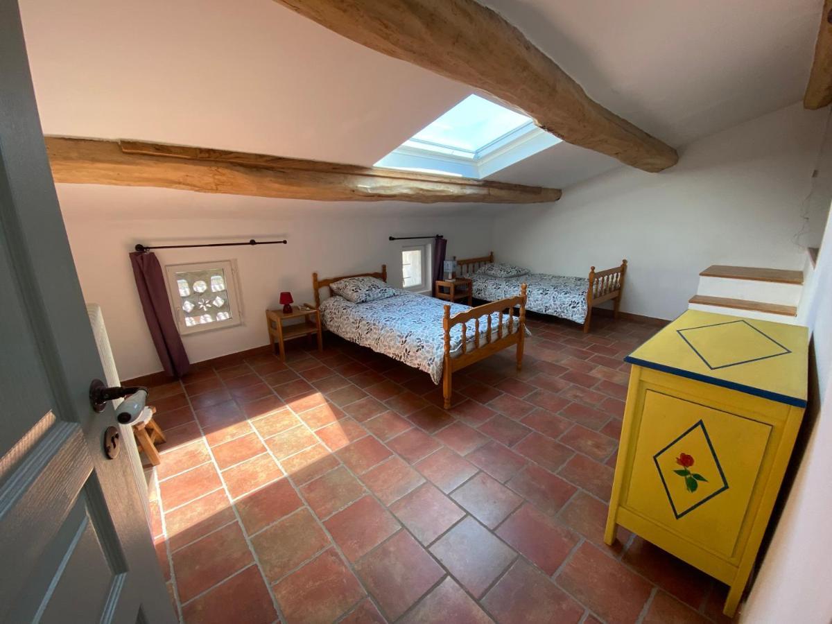 Les Volets Bleus Holiday home