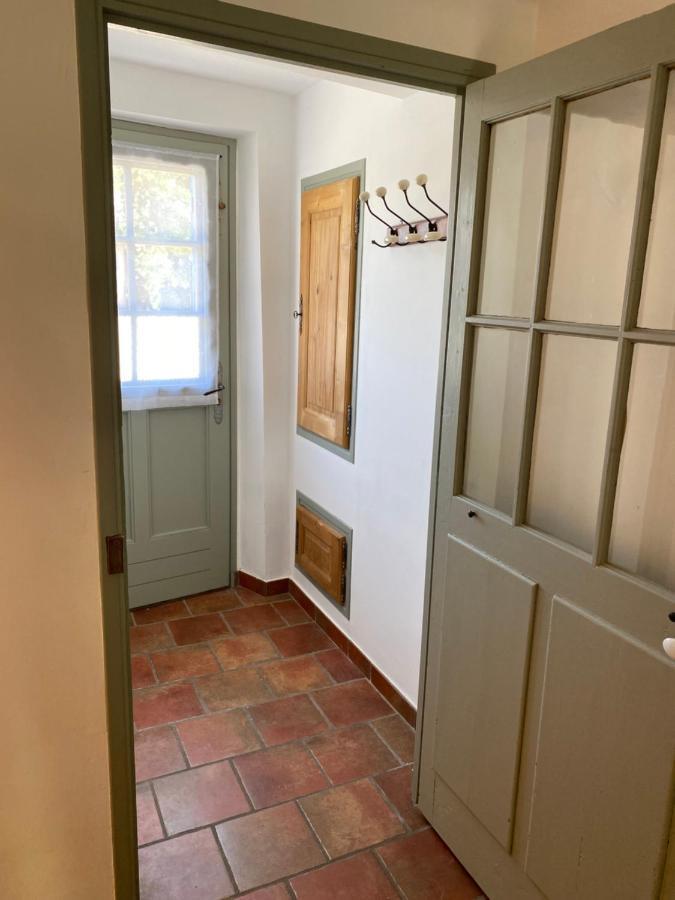 Holiday home Les Volets Bleus *
